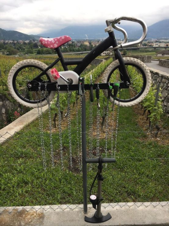 Bike repair station